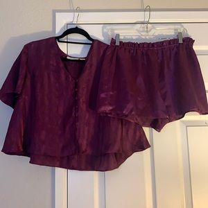 Vintage Victoria’s Secret sleep set